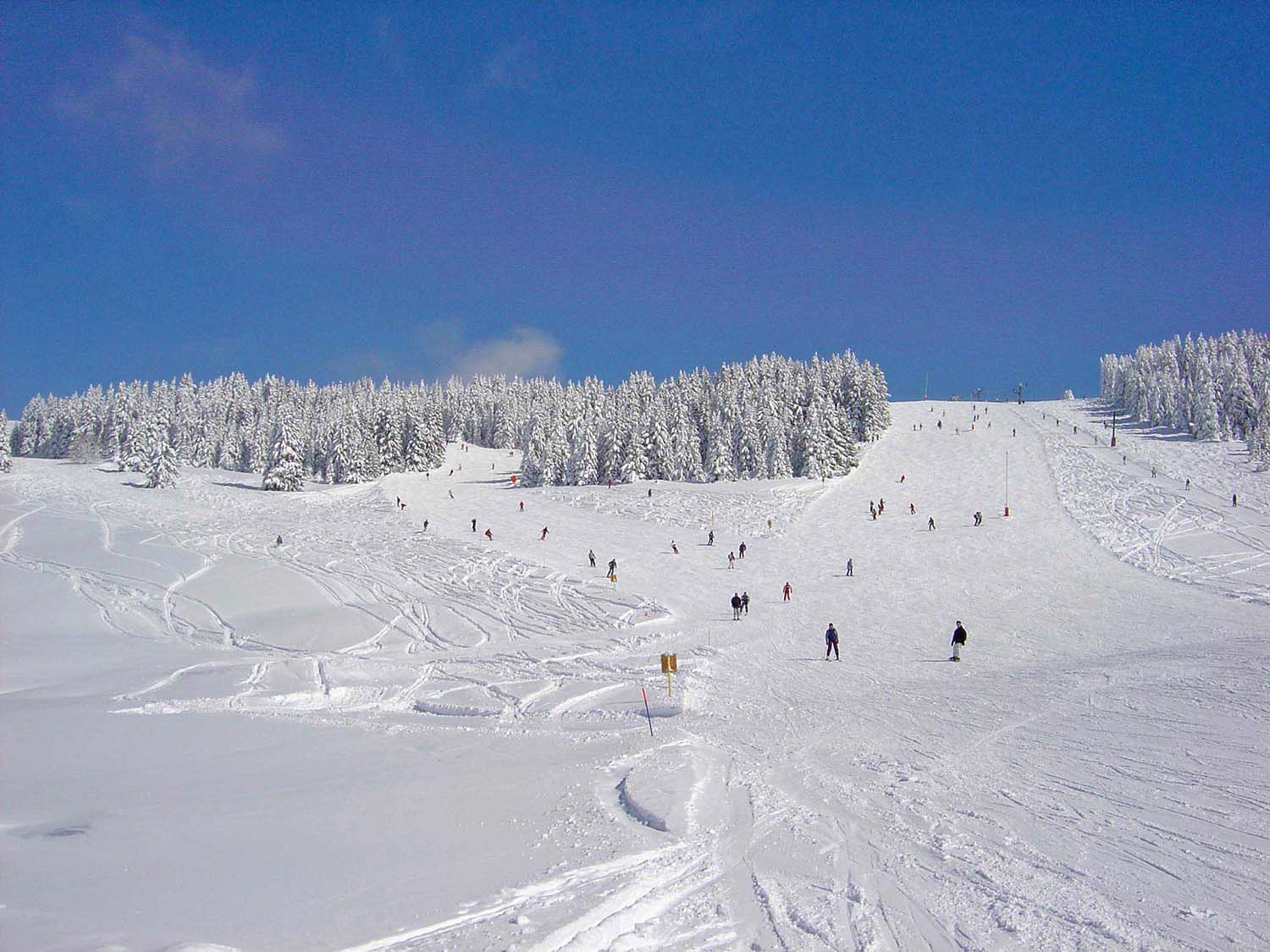 ski megeve ski piste slope